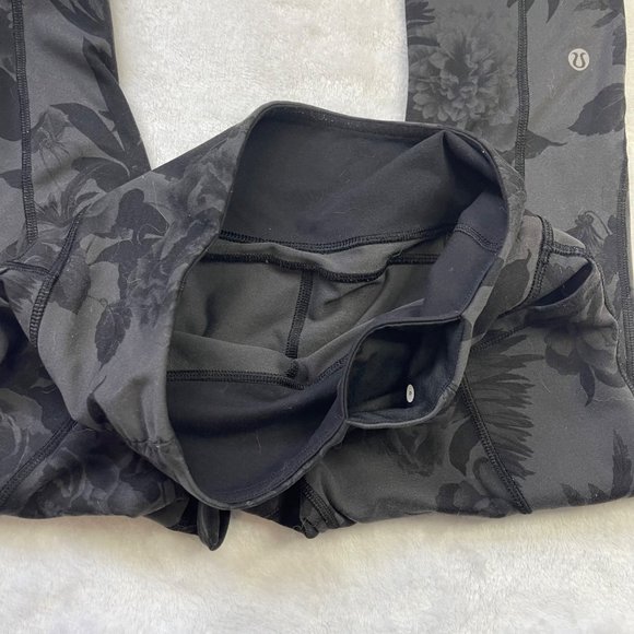 Lululemon Practice Daily Crop Leggings Women's Size 6 Brisk Bloom Black Soot - Picture 11 of 14